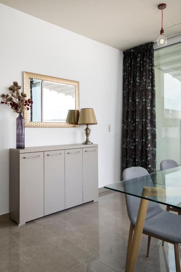 Hilltop Apartments - Stylish Comfort Living Close To The Sea, Bugibba St. Paul's Bay Exterior foto